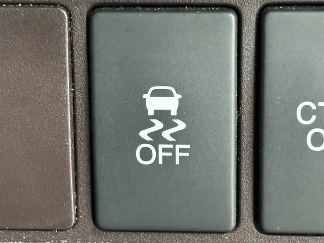 ホンダ Ｎ ＷＧＮ カスタム G ターボパッケージ 福岡県 2014(平26)年 9.1万km 白 純正ナビ／フルセグＴＶ　/バックカメラ　/ＥＴＣ　/クルーズコントロール　/シティブレーキアクティブシステム　/横滑り防止装置　/ＥＣＯＮ　/プッシュスタート　/パドルシフト　/ハーフレザーシート　/純正１５インチＡＷ