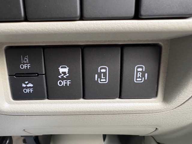 日産 ＮＶ１００クリッパー リオ G 大阪府 2023(令5)年 0.8万km スノーパールホワイト ナビ　/フルセグ　/Ｂｌｕｅｔｏｏｔｈ　/バックカメラ　/両側パワースライドドア　/オートステップ　/シートヒーター　/ドライブレコーダー　/ＥＴＣ　/ＬＥＤヘッドライト　/衝突軽減ブレーキ　/フロアーマット　/バイザー