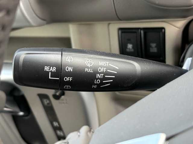 日産 ＮＶ１００クリッパー リオ G 大阪府 2023(令5)年 0.8万km スノーパールホワイト ナビ　/フルセグ　/Ｂｌｕｅｔｏｏｔｈ　/バックカメラ　/両側パワースライドドア　/オートステップ　/シートヒーター　/ドライブレコーダー　/ＥＴＣ　/ＬＥＤヘッドライト　/衝突軽減ブレーキ　/フロアーマット　/バイザー