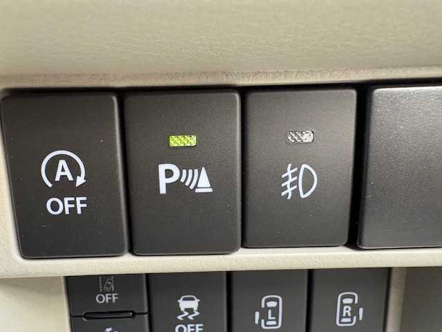 日産 ＮＶ１００クリッパー リオ G 大阪府 2023(令5)年 0.8万km スノーパールホワイト ナビ　/フルセグ　/Ｂｌｕｅｔｏｏｔｈ　/バックカメラ　/両側パワースライドドア　/オートステップ　/シートヒーター　/ドライブレコーダー　/ＥＴＣ　/ＬＥＤヘッドライト　/衝突軽減ブレーキ　/フロアーマット　/バイザー