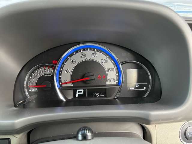 日産 ＮＶ１００クリッパー リオ G 大阪府 2023(令5)年 0.8万km スノーパールホワイト ナビ　/フルセグ　/Ｂｌｕｅｔｏｏｔｈ　/バックカメラ　/両側パワースライドドア　/オートステップ　/シートヒーター　/ドライブレコーダー　/ＥＴＣ　/ＬＥＤヘッドライト　/衝突軽減ブレーキ　/フロアーマット　/バイザー