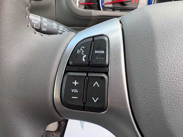 日産 ＮＶ１００クリッパー リオ G 大阪府 2023(令5)年 0.8万km スノーパールホワイト ナビ　/フルセグ　/Ｂｌｕｅｔｏｏｔｈ　/バックカメラ　/両側パワースライドドア　/オートステップ　/シートヒーター　/ドライブレコーダー　/ＥＴＣ　/ＬＥＤヘッドライト　/衝突軽減ブレーキ　/フロアーマット　/バイザー