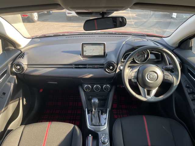 マツダ デミオ XD ツーリング 道東・釧路十勝 2015(平27)年 10.5万km ソウルレッドプレミアムメタリック 4WD/ヘッドアップディスプレイ/ブラインドスポットモニター/純正ナビ/・フルセグ/CD/DVD/BT/ラジオ/バックカメラ/衝突軽減ブレーキ/レーンキープアシスト/パドルシフト/ステアリングスイッチ/アイドリングストップ/LEDヘッドライト/フォグランプ/ETC/フロアマット/ドアバイザー