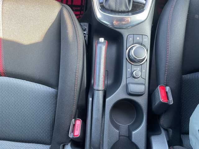 マツダ デミオ XD ツーリング 道東・釧路十勝 2015(平27)年 10.5万km ソウルレッドプレミアムメタリック 4WD/ヘッドアップディスプレイ/ブラインドスポットモニター/純正ナビ/・フルセグ/CD/DVD/BT/ラジオ/バックカメラ/衝突軽減ブレーキ/レーンキープアシスト/パドルシフト/ステアリングスイッチ/アイドリングストップ/LEDヘッドライト/フォグランプ/ETC/フロアマット/ドアバイザー