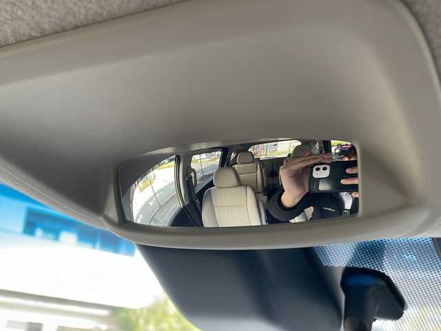 ホンダ フリード G ホンダセンシング 広島県 2017(平29)年 2.8万km シトロンドロップ 禁煙/ホンダセンシング/・衝突軽減ブレーキ〈CMBS〉/・誤発進抑制機能/・ACC〈アダプティブ・クルーズ・コントロール〉/・LKAS〈車線維持支援システム〉/・歩行者事故低減ステアリング/・路外逸脱抑制機能/・先行車発進お知らせ機能/・標識認識機能/社外ナビ（CN-RE03D）/・フルセグ/CD/DVD/Bluetooth/SD/REC/バックカメラ/両側パワースライドドア/ステアリングスイッチ/スマートキー/プッシュスタート/スペアキー/純正ドアバイザー/前後ドライブレコーダー（DRH-224SD）/ETC/純正15インチアルミホイール/Wエアバック