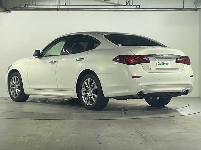 日産 フーガ 250GT 広島県 2015(平27)年 6.2万km クリスタルホワイトパール 禁煙/サンルーフ/純正ナビ/CD/DVD/DTV/Bluetooth/アラウンドビューモニター/レーダークルーズコントロール/黒革シート/シートヒーター/シートベンチレーション/パワーシート/メモリーシート/LEDオートライト/純正18インチアルミホイール/スマートキー/スペアキー/プッシュスタート/ビルトインETC/ステアリングスイッチ/純正フロアマット/純正ドアバイザー/電動格納ミラー