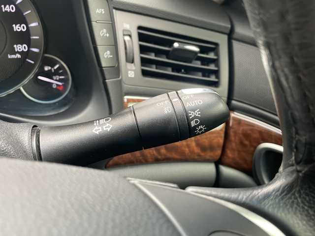 日産 フーガ 250GT 広島県 2015(平27)年 6.2万km クリスタルホワイトパール 禁煙/サンルーフ/純正ナビ/CD/DVD/DTV/Bluetooth/アラウンドビューモニター/レーダークルーズコントロール/黒革シート/シートヒーター/シートベンチレーション/パワーシート/メモリーシート/LEDオートライト/純正18インチアルミホイール/スマートキー/スペアキー/プッシュスタート/ビルトインETC/ステアリングスイッチ/純正フロアマット/純正ドアバイザー/電動格納ミラー