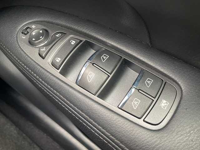 日産 フーガ 250GT 広島県 2015(平27)年 6.2万km クリスタルホワイトパール 禁煙/サンルーフ/純正ナビ/CD/DVD/DTV/Bluetooth/アラウンドビューモニター/レーダークルーズコントロール/黒革シート/シートヒーター/シートベンチレーション/パワーシート/メモリーシート/LEDオートライト/純正18インチアルミホイール/スマートキー/スペアキー/プッシュスタート/ビルトインETC/ステアリングスイッチ/純正フロアマット/純正ドアバイザー/電動格納ミラー