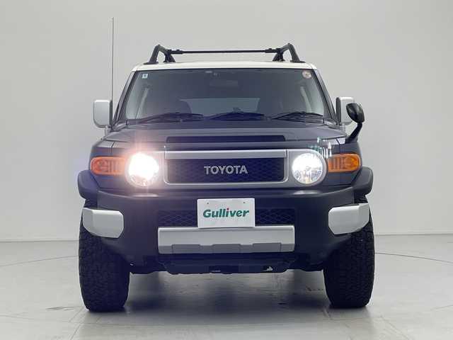 トヨタ ＦＪクルーザー カラーパッケージ 愛知県 2014(平26)年 6.8万km ブラック/ホワイト ワンオーナー/２トンカラー/SDナビ・TV/バックカメラ/ETC/ルーフレール/BFGoodrichタイヤ/TRD16インチAW/純正ホイールスタッドレス車載/HIDライト/クルーズコントロール/ドライブレコーダー/クリアランスソナー/カーテンエアバッグ/サイドエアバッグ