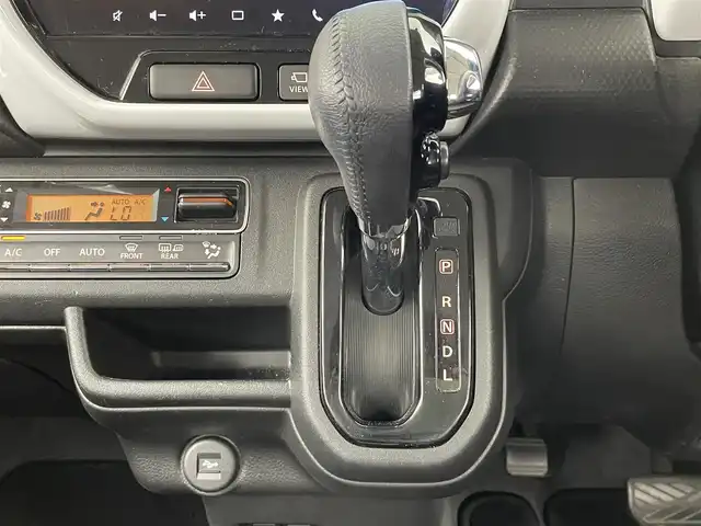 スズキ ハスラー HYBRID X 大分県 2020(令2)年 9.1万km フェニックスレッドパール/ガンメタリック2トーンルーフ 全方位モニター/スズキセーフティサポート/・デュアルカメラブレーキサポート/・車線逸脱警報/・オートハイビーム/・リヤバックセンサー/純正ナビ/（CD.DVD.SD.BT.USB）/フルセグTV/前席シートヒーター/ETC/LEDヘッドライト/LEDフォグランプ/アイドリングストップ/ステアリングスイッチ/プッシュスタート/純正15インチアルミホイール/純正フロアマット/TVキャンセラー/ラギットテレーンタイヤ/保証書・取扱説明書
