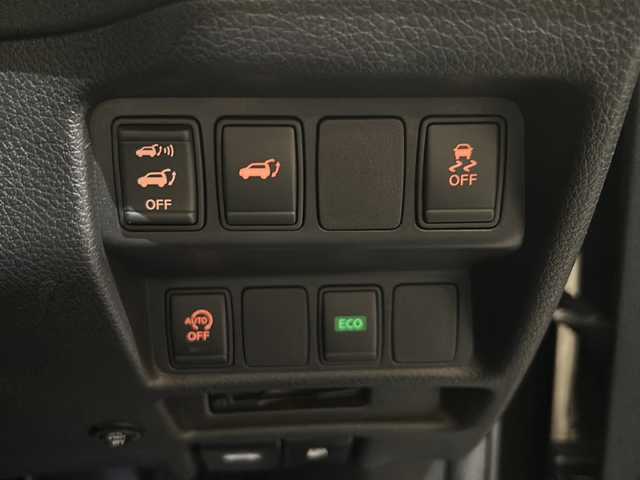 日産 エクストレイル 20Xt エマージェンシーブレーキ 新潟県 2016(平28)年 11.8万km チタニウムカーキ パートタイム４WD/パノラミックサンルーフ/運転支援システム/・車線逸脱警報/・後側方車両検知機能/・エマージェンシーブレーキ/・ふらつき警報/・進入禁止警報/・駐車支援/・シャシー制御/純正SDナビ/・ＣＤ/DVD/・Bluetooth/USB/AUX/・フルセグTV/ビルトインETC/360°カメラ/カプロンシート/・シートヒーター/パワーバックドア/ヒーテッドサイドミラー/フロアマット
