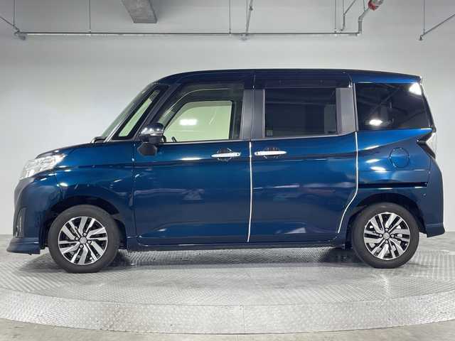 ダイハツ トール カスタムG SAⅡ 神奈川県 2018(平30)年 4.4万km レーザーブルークリスタルシャイン 純正7型SDナビゲーション【NSZP-W68D】/フルセグ　AM FM CD DVD　MSVSD　Bluetooth　USB　iPod/バックカメラ/両側電動スライドドア【ロールサンシェード】/スマートアシストII/衝突回避支援ブレーキ機能/衝突警報機能/車線逸脱警報機能/誤発進抑制機能/先行車発進お知らせ機能/クルーズコントロール/アイドリングストップ/リアクリアランスソナー/社外前方ドライブレコーダー/ビルトインETC/プッシュスタート/スマートキー/純正フロントリップ/純正14インチアルミホイール/LEDヘッドライト/オートライト/フロントフォグランプ