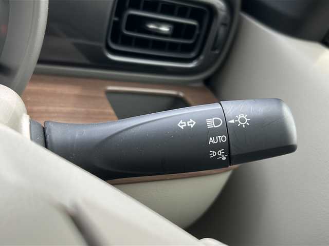 スズキ ラパン ＬＣ X 山口県 2023(令5)年 0.2万km ノクターンブルーパール 新車保証書/全方位モニター付きパッケージ/ハーフレザーシート/シートヒーター【D+N席】/USB充電口×２/純正14インチアルミホイール/純正フロアマット/プッシュスタート/スマートキー/スペアキー/オートライト/アイドリングストップ/パーキングアシスト/デュアルカメラブレーキサポート/レーンキープアシスト/誤発進抑制機能