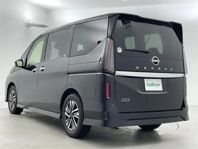 日産 セレナ ハイウェイスター V 福井県 2023(令5)年 3.8万km ダイヤモンドブラック 純正１２．３型ナビ/ＡｐｐｌｅＣａｒＰｌａｙ　/フルセグテレビ/アラウンドビューモニター/プロパイロット/オートライト/ＬＥＤヘッドライト/両側パワースライドドア/フロアマット/衝突被害軽減システム/横滑り防止装置