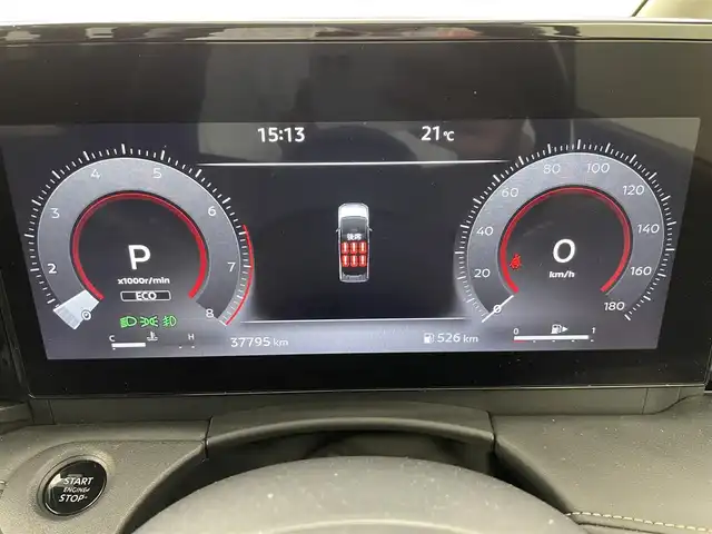 日産 セレナ ハイウェイスター V 福井県 2023(令5)年 3.8万km ダイヤモンドブラック 純正１２．３型ナビ/ＡｐｐｌｅＣａｒＰｌａｙ　/フルセグテレビ/アラウンドビューモニター/プロパイロット/オートライト/ＬＥＤヘッドライト/両側パワースライドドア/フロアマット/衝突被害軽減システム/横滑り防止装置