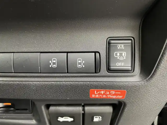 日産 セレナ ハイウェイスター V 福井県 2023(令5)年 3.8万km ダイヤモンドブラック 純正１２．３型ナビ/ＡｐｐｌｅＣａｒＰｌａｙ　/フルセグテレビ/アラウンドビューモニター/プロパイロット/オートライト/ＬＥＤヘッドライト/両側パワースライドドア/フロアマット/衝突被害軽減システム/横滑り防止装置