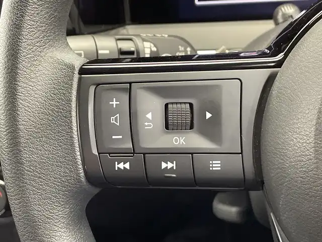 日産 ノート X 栃木県 2021(令3)年 2万km ピュアホワイトパール 純正ナビ(MJ320D-L)/(フルセグTV・Bluetooth・CD・DVD・SD)/バックカメラ/エマージェンシーブレーキ/レーンキープアシスト/前後コーナーセンサー/前方ドラレコ(DH5-D)/ETC/LEDヘッドライト/オートライト/純正フロアマット/スマートキー/プッシュスタート/取扱説明書