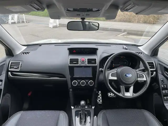 スバル フォレスター S－リミテッド 富山県 2017(平29)年 11.5万km クリスタルホワイトP ４ＷＤ／/ワンオーナー／/社外７インチナビ／/フルセグＴＶ／/Ｂｌｕｅｔｏｏｔｈ／/ＤＶＤ再生／/ＥＴＣ／/バックカメラ／/運転席助手席パワーシート／/全席シートヒーター／/ＬＥＤオートライト／/フォグライト／/レーダークルーズコントロール