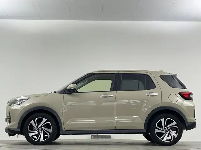 トヨタ ライズ Z 埼玉県 2020(令2)年 2.4万km ベージュ 純正ナビ　アラウンドビューモニター　シートヒーター　禁煙　ＢＳＭ　コーナーセンサー　オートハイビーム　レーダークルーズコントロール　レーンキープアシスト　スペアキー　衝突軽減システム　ＥＴＣ