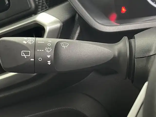 トヨタ ライズ Z 埼玉県 2020(令2)年 2.4万km ベージュ 純正ナビ　アラウンドビューモニター　シートヒーター　禁煙　ＢＳＭ　コーナーセンサー　オートハイビーム　レーダークルーズコントロール　レーンキープアシスト　スペアキー　衝突軽減システム　ＥＴＣ