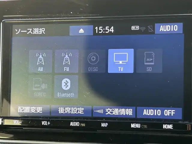 トヨタ ヴォクシー ハイブリッド ZS 煌Ⅲ 大阪府 2020(令2)年 5.2万km ホワイトパールクリスタルシャイン ９インチナビ　/フルセグ　/Ｂｌｕｅｔｏｏｔｈ　/バックカメラ　/フリップダウンモニター　/両側パワースライド　/前席シートヒーター　/クルーズコントロール　/前後ドライブレコーダー　/前後コーナーセンサー　/ＥＴＣ