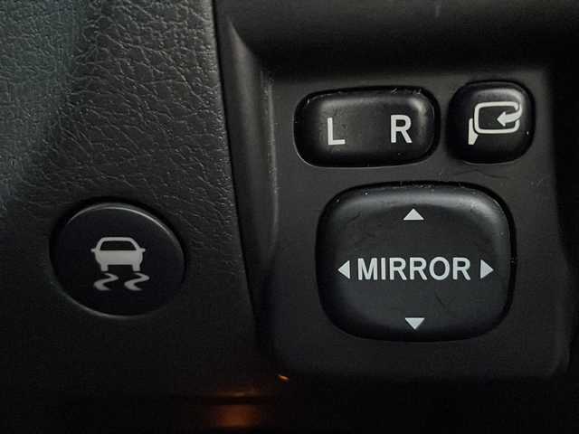 スバル インプレッサ ＷＲＸ STi 栃木県 2010(平22)年 7.9万km オブシディアンブラックパール ワンオーナー/社外ナビ/品番:AVIC-HRZ900/Bluetooth/TV/CD/DVD/ipod/バックカメラ/エアロ(フロント・リア)/ETC/横滑り防止装置/ウィンカー電動格納ミラー/HIDヘッドライト/フロントフォグランプ/社外18インチアルミホイール(SSR)/6速MT/プッシュスタート/スマートキー(スペアキー有)/取扱説明書/保証書