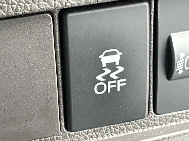 ホンダ Ｎ ＯＮＥ セレクト 群馬県 2018(平30)年 4.6万km プラチナホワイトパール 禁煙車　CDデッキ　ビルトインETC２．０　ドライブレコーダー　アイドリングストップ　横滑り防止　ヘッドライトレベライザー　電動格納ミラー　ハーフレザー　シートヒーター　スマートキー　プッシュスタート