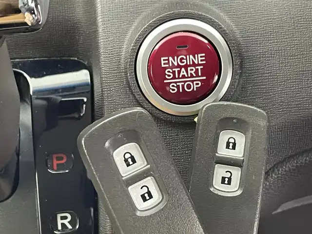 ホンダ Ｎ ＯＮＥ セレクト 群馬県 2018(平30)年 4.6万km プラチナホワイトパール 禁煙車　CDデッキ　ビルトインETC２．０　ドライブレコーダー　アイドリングストップ　横滑り防止　ヘッドライトレベライザー　電動格納ミラー　ハーフレザー　シートヒーター　スマートキー　プッシュスタート