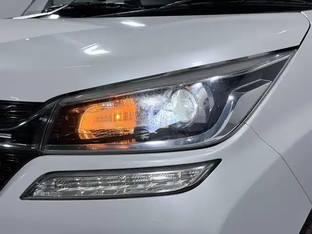 スズキ ソリオ バンディット HV MV Dカメラ ブレーキS 大阪府 2016(平28)年 4.4万km ピュアホワイトP 純正ナビ /全方位カメラ /シートヒーター　/コーナーセンサー　/レーンアシスト　/ＬＥＤヘッドライト　/プッシュスタート　/オートライト　/オートエアコン　/電格ミラー　/フォグランプ　/純正アルミホイール