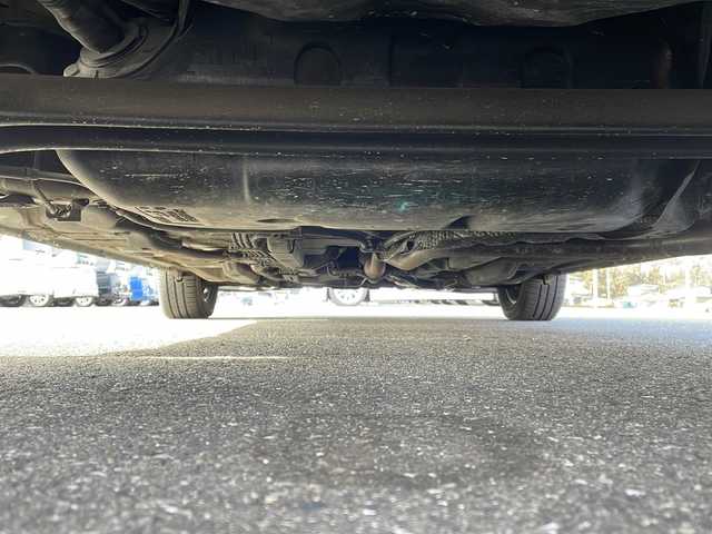 トヨタ アクア S 岩手県 2013(平25)年 7.2万km ライムホワイトパールクリスタルシャイン 純正メモリナビ/AM/FM/CD/DVD/Bluetooth/ワンセグTV/バックカメラ/ETC/衝突被害軽減ブレーキ/横滑り防止装置/オートライト/スマートキー/プッシュスタート/電動格納ミラー/純正15インチAW/取扱説明書