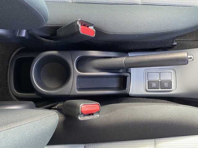 トヨタ アクア S 岩手県 2013(平25)年 7.2万km ライムホワイトパールクリスタルシャイン 純正メモリナビ/AM/FM/CD/DVD/Bluetooth/ワンセグTV/バックカメラ/ETC/衝突被害軽減ブレーキ/横滑り防止装置/オートライト/スマートキー/プッシュスタート/電動格納ミラー/純正15インチAW/取扱説明書