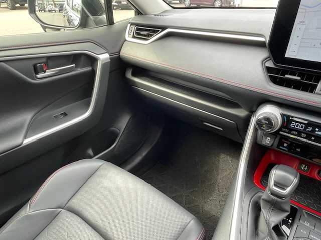 トヨタ ＲＡＶ４ アドベンチャー オフロードPKGⅡ 愛知県 2023(令5)年 1.8万km アティチュードブラックマイカ 純正10.5型ナビ/（Bluetooth/USB/Apple Car Play/Android Auto/Miracast/フルセグTV)/バックカメラ/ビルトインETC2.0/前席シートヒーター/シートベンチレーション/運転席パワーシート/ステアリングヒーター/BSM/LEDヘッドライト/オートライト/トヨタセーフティセンス/オートハイビーム/レーントレーシングアシスト/プリクラッシュセーフティ/レーダークルーズコントロール/クリアランスソナー/ダウンヒルアシストコントロール/MTモード付AT/電動パーキングブレーキ/オートブレーキホールド/プッシュスタート/スマートキー/スペアキー