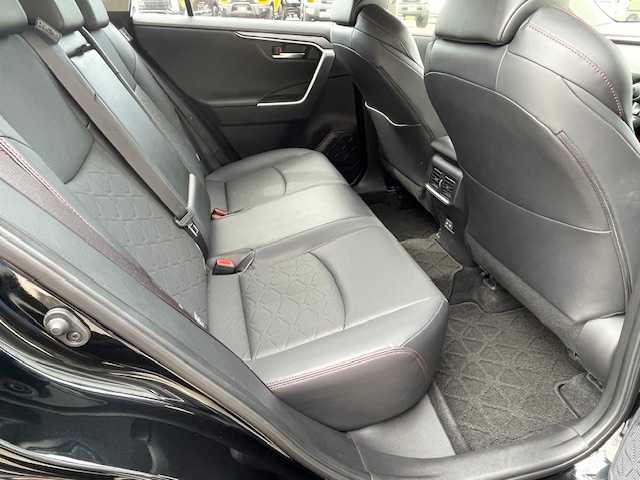 トヨタ ＲＡＶ４ アドベンチャー オフロードPKGⅡ 愛知県 2023(令5)年 1.8万km アティチュードブラックマイカ 純正10.5型ナビ/（Bluetooth/USB/Apple Car Play/Android Auto/Miracast/フルセグTV)/バックカメラ/ビルトインETC2.0/前席シートヒーター/シートベンチレーション/運転席パワーシート/ステアリングヒーター/BSM/LEDヘッドライト/オートライト/トヨタセーフティセンス/オートハイビーム/レーントレーシングアシスト/プリクラッシュセーフティ/レーダークルーズコントロール/クリアランスソナー/ダウンヒルアシストコントロール/MTモード付AT/電動パーキングブレーキ/オートブレーキホールド/プッシュスタート/スマートキー/スペアキー