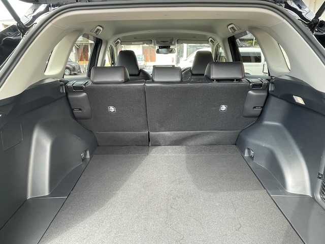 トヨタ ＲＡＶ４ アドベンチャー オフロードPKGⅡ 愛知県 2023(令5)年 1.8万km アティチュードブラックマイカ 純正10.5型ナビ/（Bluetooth/USB/Apple Car Play/Android Auto/Miracast/フルセグTV)/バックカメラ/ビルトインETC2.0/前席シートヒーター/シートベンチレーション/運転席パワーシート/ステアリングヒーター/BSM/LEDヘッドライト/オートライト/トヨタセーフティセンス/オートハイビーム/レーントレーシングアシスト/プリクラッシュセーフティ/レーダークルーズコントロール/クリアランスソナー/ダウンヒルアシストコントロール/MTモード付AT/電動パーキングブレーキ/オートブレーキホールド/プッシュスタート/スマートキー/スペアキー