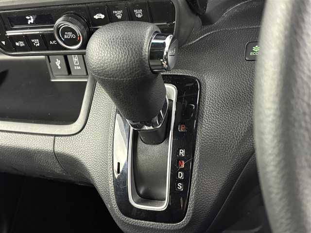 ホンダ Ｎ ＢＯＸ カスタム L 埼玉県 2021(令3)年 3.6万km クリスタルブラックパール 禁煙車/純正ナビ/CD/DVD/USB/BT/SD/フルセグTV/バックカメラ/衝突被害軽減ブレーキ/レーンキープアシスト/レーダークルーズコントロール/片側パワースライドドア/パーキングセンサー/シートヒーター（D.N）/ドライブレコーダー（前後）/純正14インチAW積込/LEDヘッドライト/ステアリングスイッチ/ETC