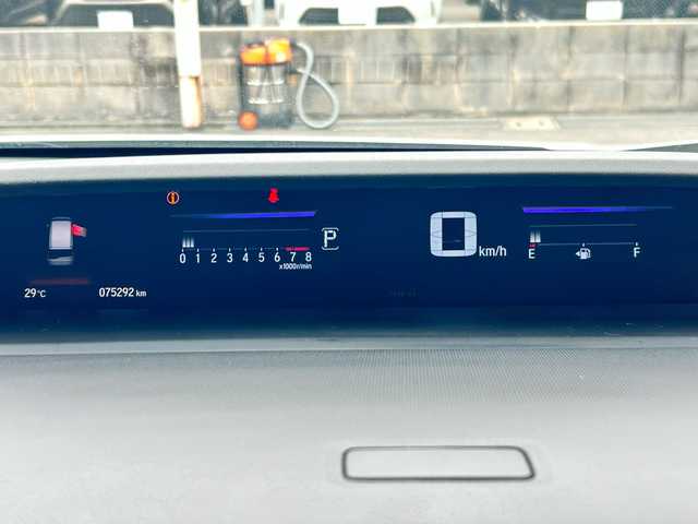 ホンダ ステップワゴン スパーダ ホンダセンシング 兵庫県 2017(平29)年 7.6万km プラチナホワイトパール ワンオーナー/メモリナビ/（CD/DVD/BT/SD）/フルセグテレビ/バックカメラ/ホンダセンシング/アイドリングストップ/プッシュスタート/両側パワースライドドア/ETC/ドライブレコーダー/LEDヘッドライト/オートライト/電動格納ミラー/スマートキー/純正フロアマット/純正アルミ16インチ/取扱説明書・保証書