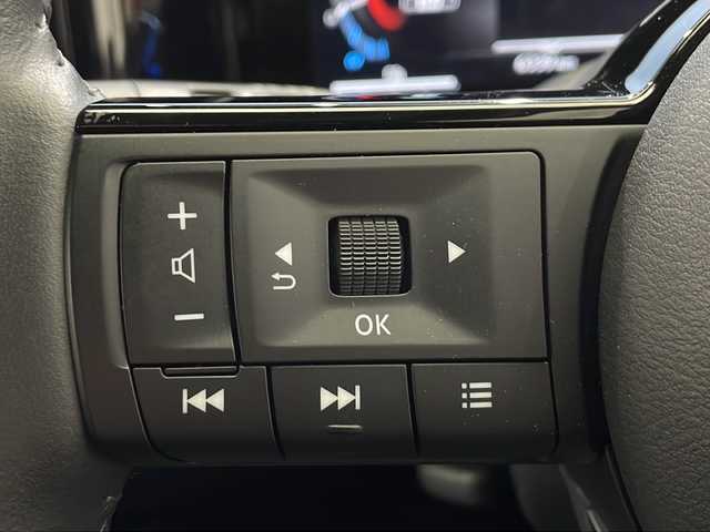 日産 オーラ G 栃木県 2023(令5)年 0.7万km オーロラフレアブルーパール 純正9インチナビ MM223D-L/フルセグテレビ/Bluetooth/全方位カメラ/LEDヘッドライト/LEDフォグライト/スマートルームミラー/オートブレーキホールド/ステアリングヒーター/ステアリングスイッチ/革巻ステアリング/BSW(Blind Spot Warning)/RCTA(Rear Cross Traffic Alert)/LDW(Lane Departure Warning)/BSI(Blind Spot Intervention)/保証書