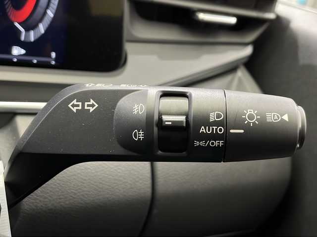 日産 オーラ G 栃木県 2023(令5)年 0.7万km オーロラフレアブルーパール 純正9インチナビ MM223D-L/フルセグテレビ/Bluetooth/全方位カメラ/LEDヘッドライト/LEDフォグライト/スマートルームミラー/オートブレーキホールド/ステアリングヒーター/ステアリングスイッチ/革巻ステアリング/BSW(Blind Spot Warning)/RCTA(Rear Cross Traffic Alert)/LDW(Lane Departure Warning)/BSI(Blind Spot Intervention)/保証書