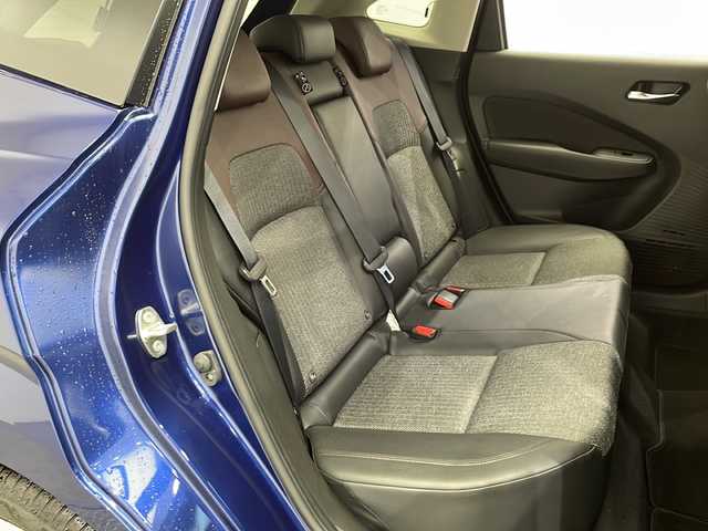 日産 オーラ G 栃木県 2023(令5)年 0.7万km オーロラフレアブルーパール 純正9インチナビ MM223D-L/フルセグテレビ/Bluetooth/全方位カメラ/LEDヘッドライト/LEDフォグライト/スマートルームミラー/オートブレーキホールド/ステアリングヒーター/ステアリングスイッチ/革巻ステアリング/BSW(Blind Spot Warning)/RCTA(Rear Cross Traffic Alert)/LDW(Lane Departure Warning)/BSI(Blind Spot Intervention)/保証書