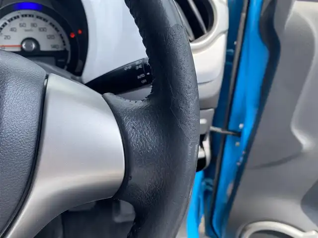 マツダ フレア クロスオーバー XS 福岡県 2015(平27)年 6.8万km 青Ｍ ・ホワイトルーフ/ ・衝突被害軽減システム/・純正メモリナビ ”CA9PC”/フルセグTV/CD/DVD/BT/USB/SD/ipod/・バックカメラ/・D席シートヒーター/・ETC/・HID AUTOヘッドライト/・アイドリングストップ/・シートリフター/・スマートキー/・ドアバイザー/・純正15インチAW/・保証書/取扱説明書/記録簿