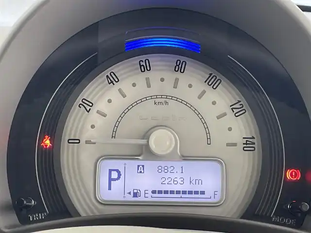 スズキ ラパン ＬＣ L 愛知県 2024(令6)年 0.3万km トラッドカーキメタリック 全方位モニター用カメラＰＫＧ装着車　デュアルカメラブレーキ　衝突軽減装置　車線逸脱　リヤパーキングセンサー　ＬＥＤオートライト　プッシュスタート　ハーフレザー　シートヒーター　純正フロアマット　禁煙車