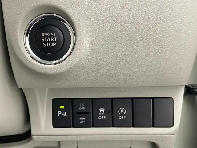 スズキ ラパン ＬＣ L 愛知県 2024(令6)年 0.3万km トラッドカーキメタリック 全方位モニター用カメラＰＫＧ装着車　デュアルカメラブレーキ　衝突軽減装置　車線逸脱　リヤパーキングセンサー　ＬＥＤオートライト　プッシュスタート　ハーフレザー　シートヒーター　純正フロアマット　禁煙車