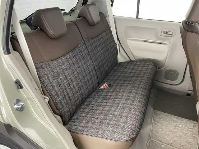 スズキ ラパン ＬＣ L 愛知県 2024(令6)年 0.3万km トラッドカーキメタリック 全方位モニター用カメラＰＫＧ装着車　デュアルカメラブレーキ　衝突軽減装置　車線逸脱　リヤパーキングセンサー　ＬＥＤオートライト　プッシュスタート　ハーフレザー　シートヒーター　純正フロアマット　禁煙車