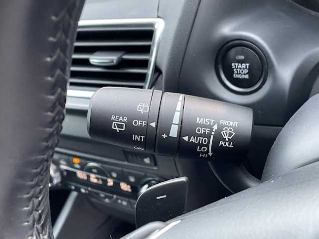 マツダ アクセラ スポーツ 15S プロアクティブ 静岡県 2017(平29)年 9.6万km ソウルレッドプレミアムメタリック プッシュスタート/スマートキー/純正ナビ/　フルセグTV/BTオーディオ/DVD/バックカメラ /ヘッドアップディスプレイ/アクティブクルーズコントロール/LEDヘッドライト/パワーシート/シートヒーター/ハンドルヒーター/コーナーセンサー/パドルシフト