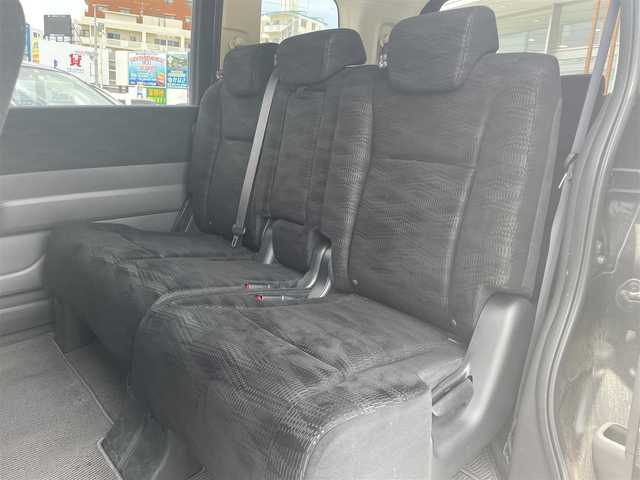 ホンダ ステップワゴン G インターナビコンフォートセレ 沖縄県 2013(平25)年 7.5万km クリスタルブラックパール (株)IDOMが運営する【じしゃロンコザ店】の自社ローン専用車両になりますこちらは現金またはオートローンご利用時の価格です。自社ローンご希望の方は別途その旨お申付け下さい/純正ナビ　/ＴＶ　/Ｂｌｕｅｔｏｏｔｈ接続　/バックカメラ　/ＥＴＣ　/ＣＤ／ＤＶＤ再生　/フリップダウンモニター　/両側パワースライドドア　/クルーズコントロール　/スマートキー　/スペアキー　/オートライト