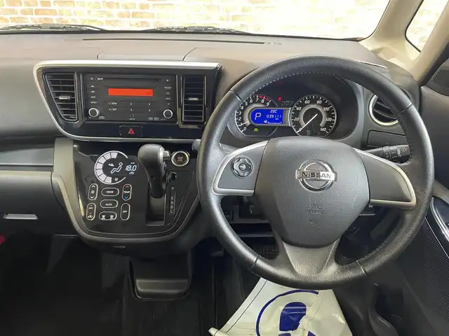 日産 デイズ ルークス ハイウェイスター Xターボ 岩手県 2018(平30)年 4万km スパークリングレッド/ブラック ４WD/ターボ/アラウンドビューモニター/左側パワースライドドア/エマージェンシーブレーキ/ハイビームアシスト/横滑り防止装置/アイドリングストップ/リヤシーリングファン/ロールサンシェード/シートヒーター/純正オーディオ/オートエアコン/スペアキー/フロントベンチシート/オートライト/LEDヘッドライト/フォグランプ/純正14インチアルミホイール