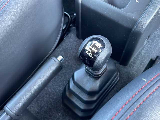 スズキ ジムニー シエラ JC 富山県 2020(令2)年 3.9万km ブルーイッシュブラックパール3 4WD/DAMDコンプリートキット/クリムソンDEANクロスカントリー16インチアルミ/Goodrichホワイトレタータイヤ/タニグチサイドステップ/デュアルブレーキサポート/社外SDナビ/フルセグ/デジタルインナーミラー/フロントカメラ/リアカメラ/ETC/GPSレーダー/ドライブレコーダー/シートヒーター