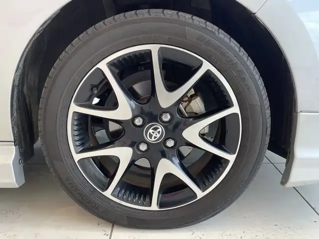 トヨタ ヤリス ハイブリッド Z 埼玉県 2020(令2)年 5.4万km シルバーM セーフティセンス/モデリスタエアロ/純正ナビ/　 BT/USB/バックカメラ/レーダークルーズコントロール/レーンキープアシスト/LEDオートライト/シートヒーター/純正16インチアルミホイール/ステアリングスイッチ/ETC/スマートキー×2/禁煙車