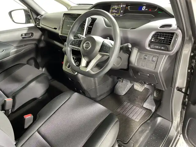 日産 セレナ X 神奈川県 2020(令2)年 3.4万km ダークメタルグレー 純正10型ナビ/・BT/フルセグTV/CD/DVD/SD/AM/FM/バックカメラ/エマージェンシーブレーキ/オートハイビーム/標識認識機能/駐車支援/インテリジェントBSI/後方/側方支援/車線逸脱警報/両側スライドドア/アイドリングストップ機能/ETC/クルーズコントロール/ステアリングスイッチ/横滑り防止装置/インテリジェントキー/プッシュスタートボタン/電動格納ミラー/ウィンカーミラー/純正フロアマット/純正ドアバイザー