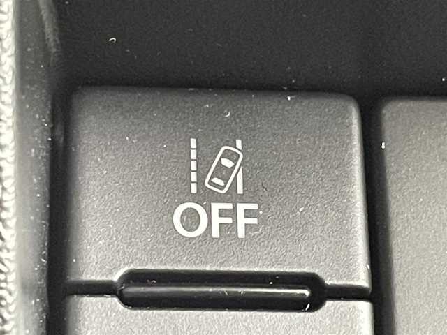 スズキ ジムニー XC 群馬県 2024(令6)年 0.2万km ブルーイッシュブラックパール3 禁煙車　純正ナビ　バックカメラ　Bluetooth　フルセグ　衝突軽減システム　クルーズコントロール　シートヒーター　ダウンヒルアシスト　横滑り防止装置　アイドリングストップ　車線逸脱警報　オートライト　LEDヘッドライト